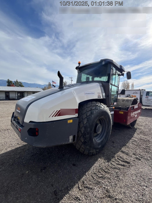 2023 DYNAPAC CA2500D