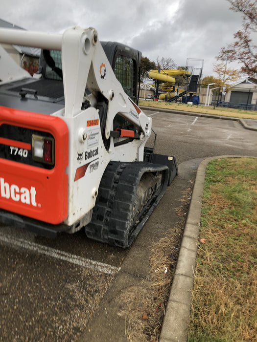 2021 BOBCAT T740
