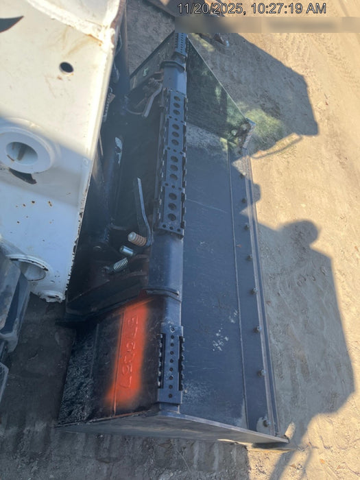 2025 EQUIPMENTSHARE 1006146 - 72" Smooth Bucket, CTL