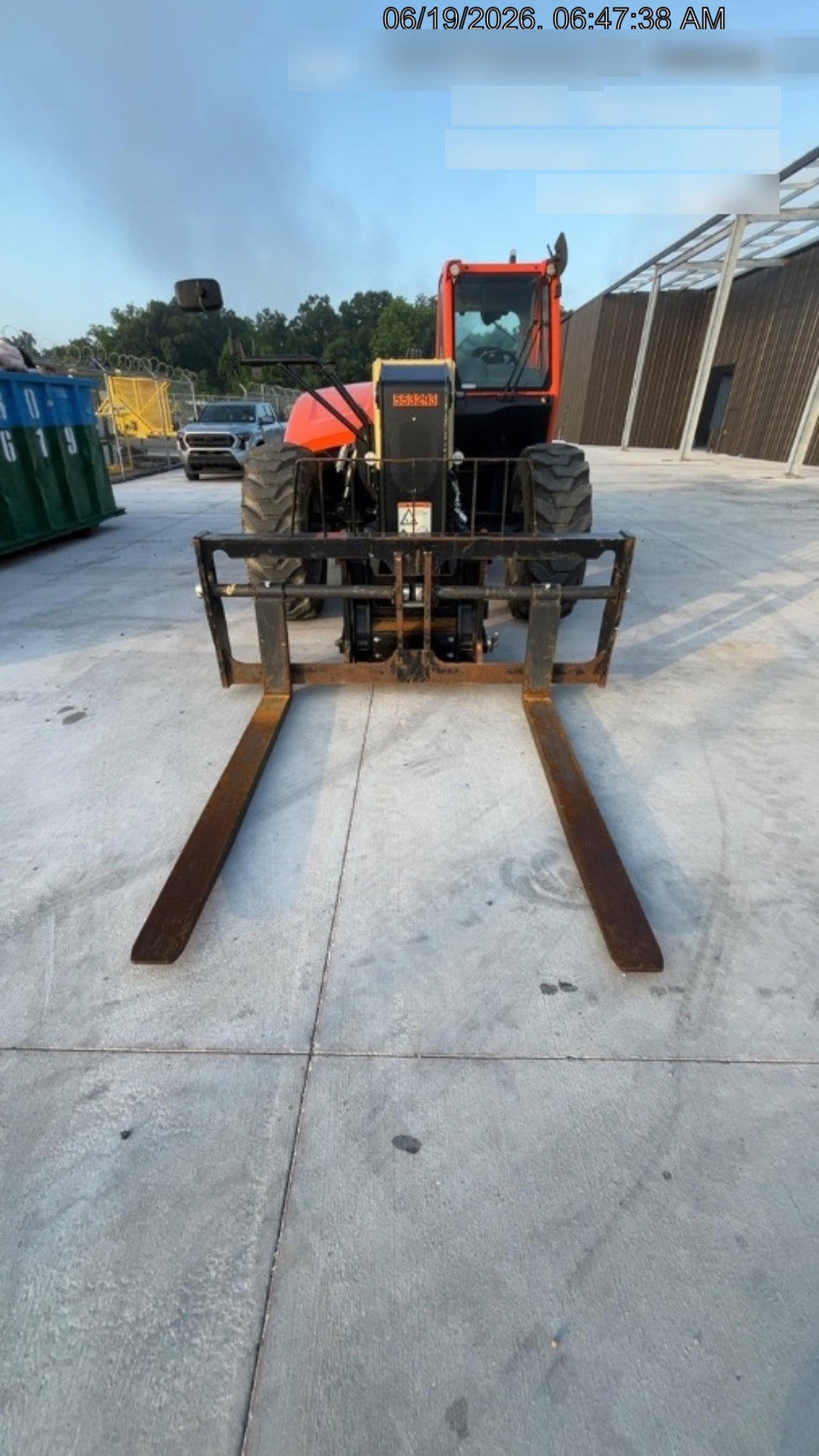 2025 JLG 1732