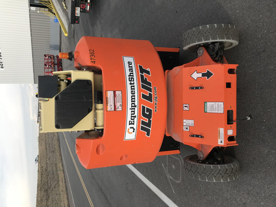 2019 JLG E400AJPN