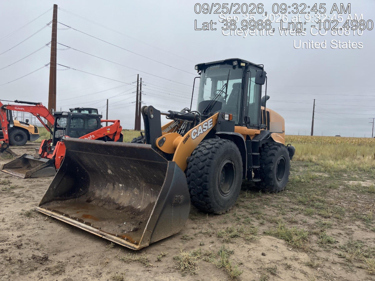2022 CASE 621G