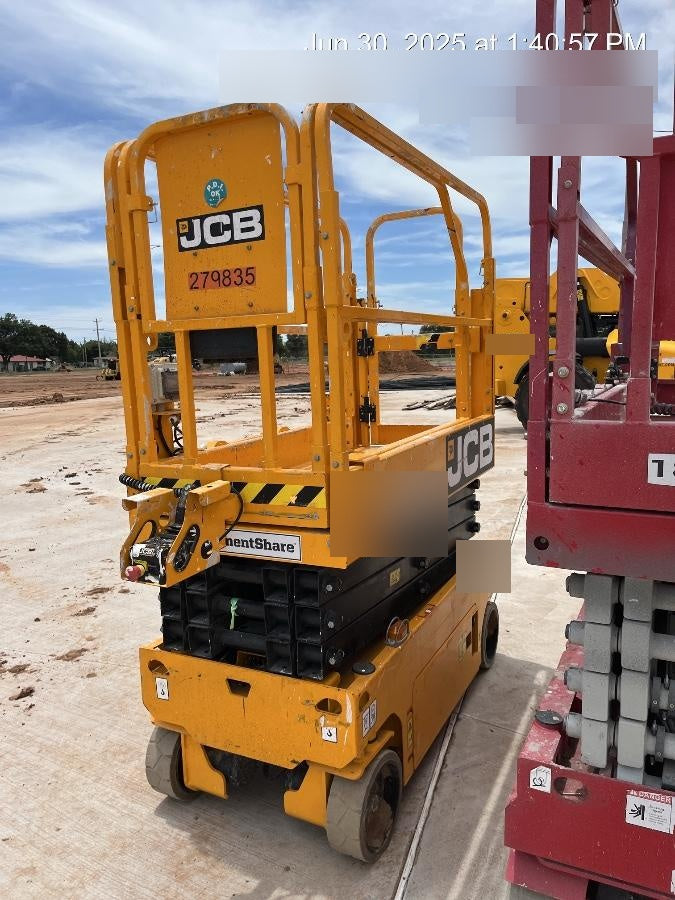 2023 JCB S1930E