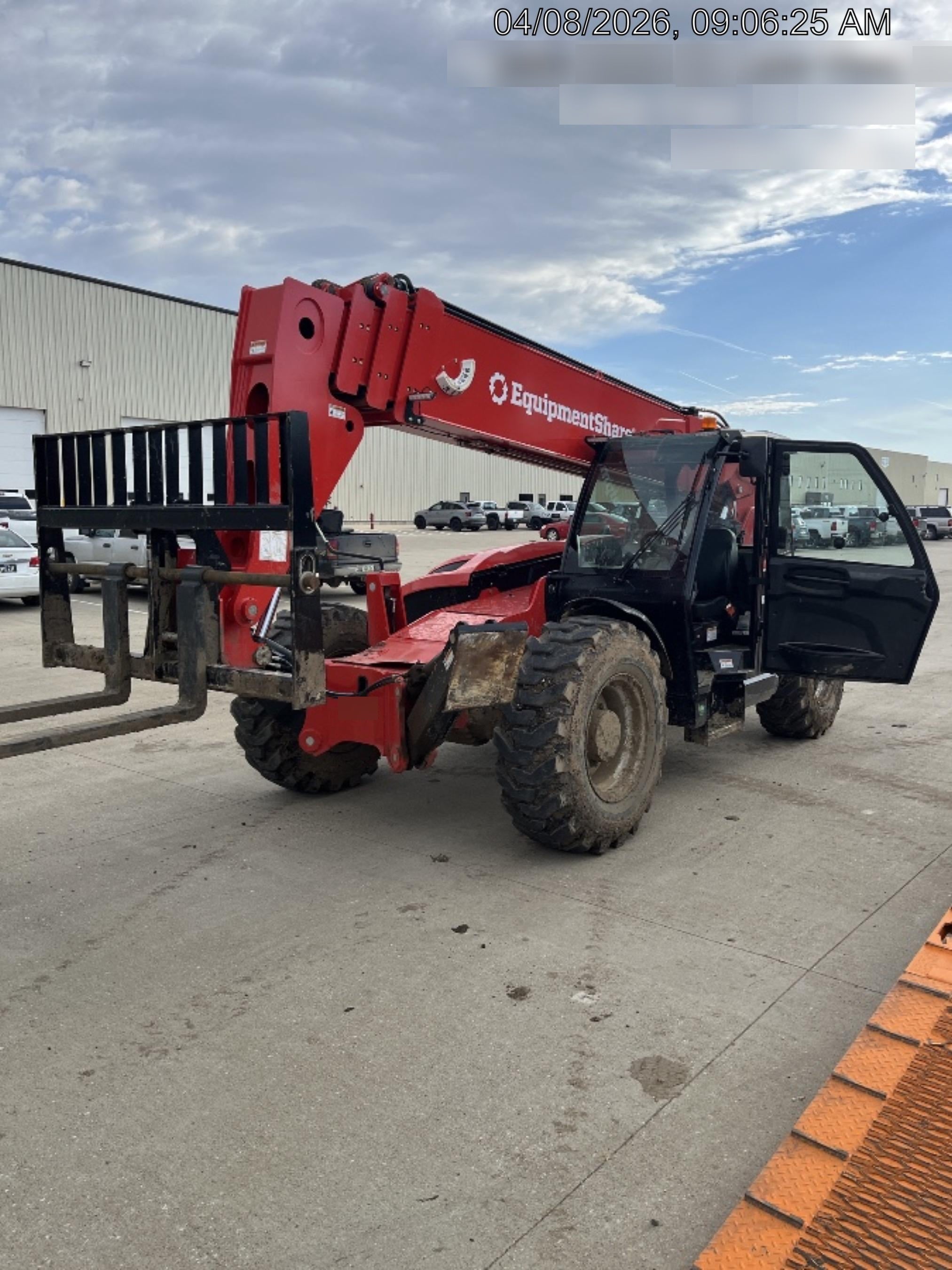 2025 MANITOU MTA1055