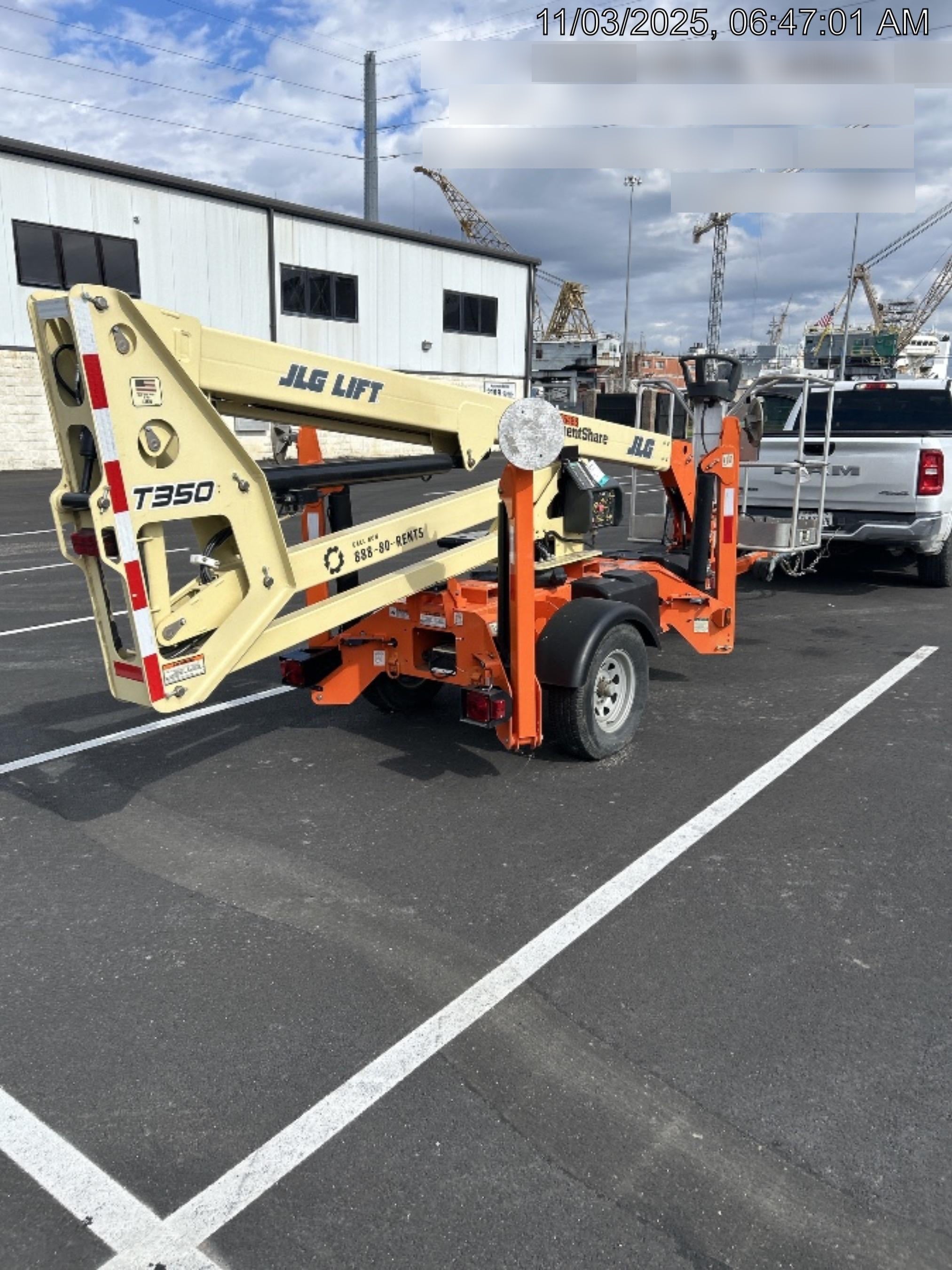 2023 JLG T350