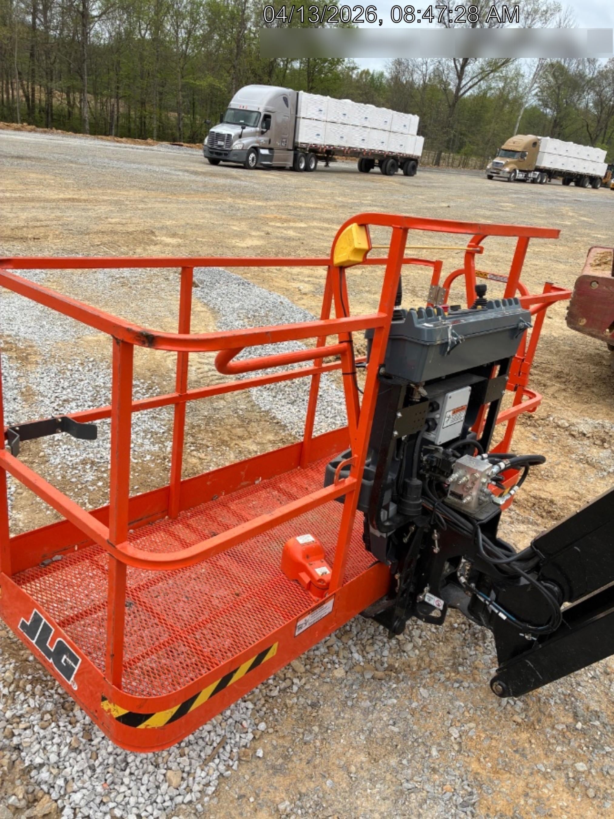 2025 JLG 660SJ