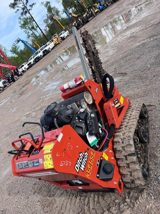 2023 DITCH WITCH C24XA