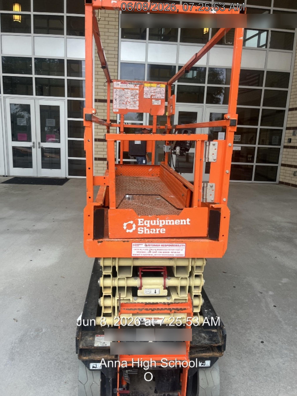 2023 JLG ES2632