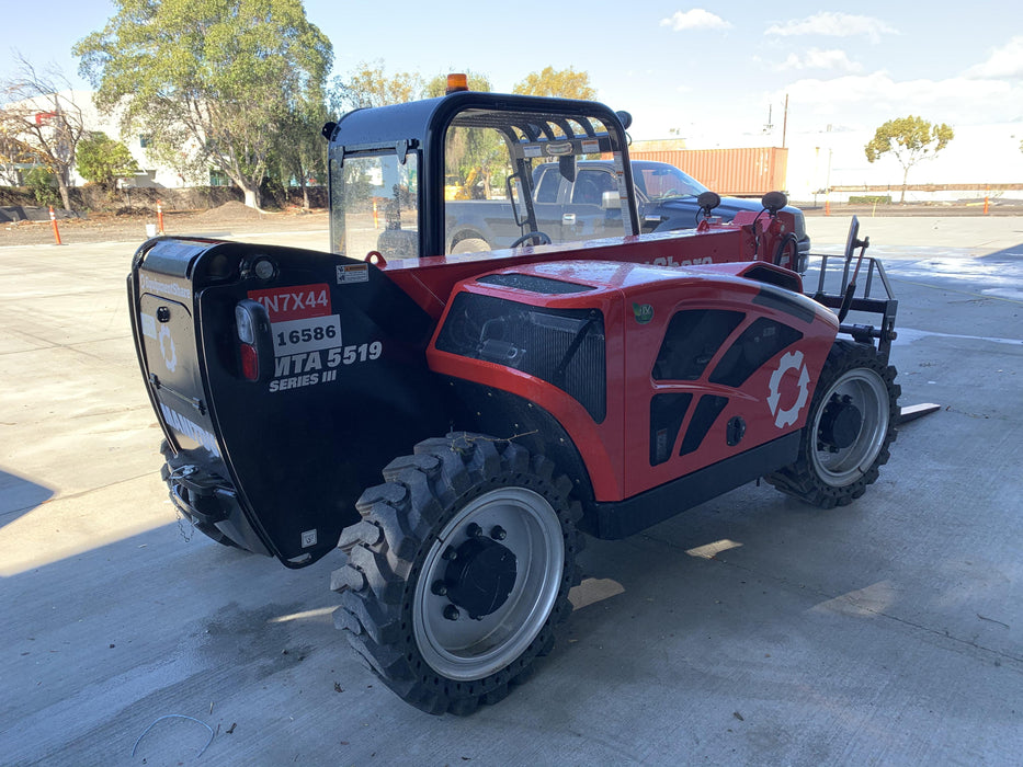 2021 MANITOU MTA5519