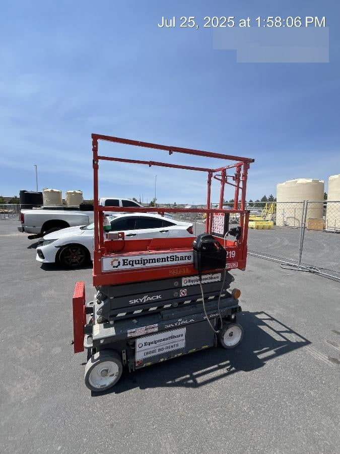 2022 SKYJACK SJ3219