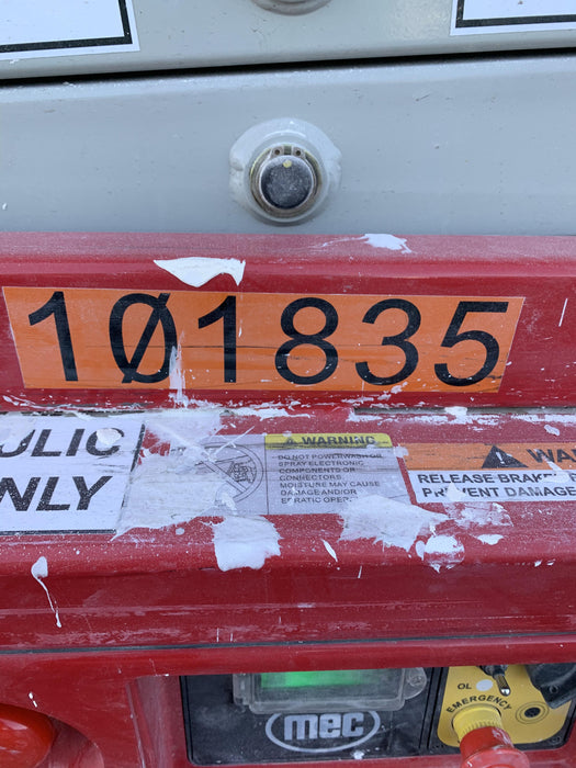 2020 MEC 1330SE Solid NM Tires, Steel Swing out Doors, LCS, Beacon, 900W Invertor