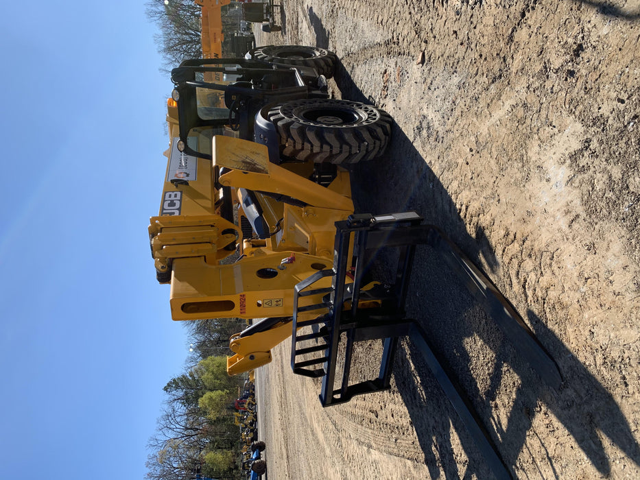 2020 JCB 512-56 Canopy, 74Hp, Solid Tires, Work Lights, Beacon, Aux Hydraulics, Back up Alarm, Lifting Eye, ES Decals