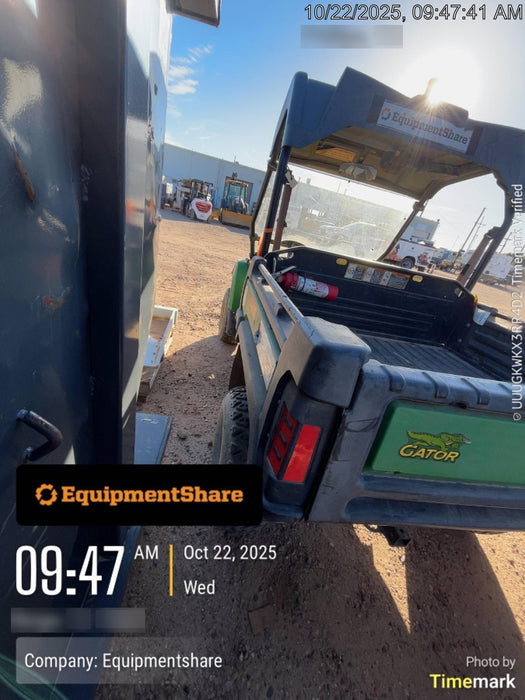 2020 John Deere 815E 2S 2 - 3 Seat UTV, DSL, 4WD, Canopy, Standard Rental Spec