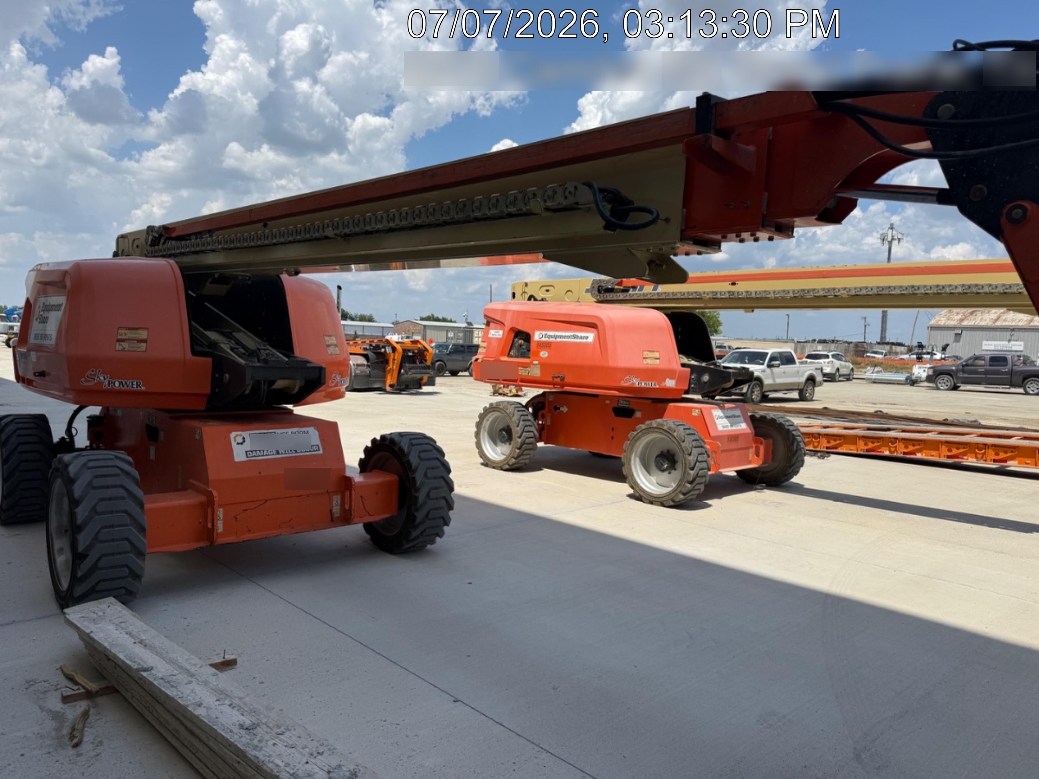 2019 JLG 660SJ