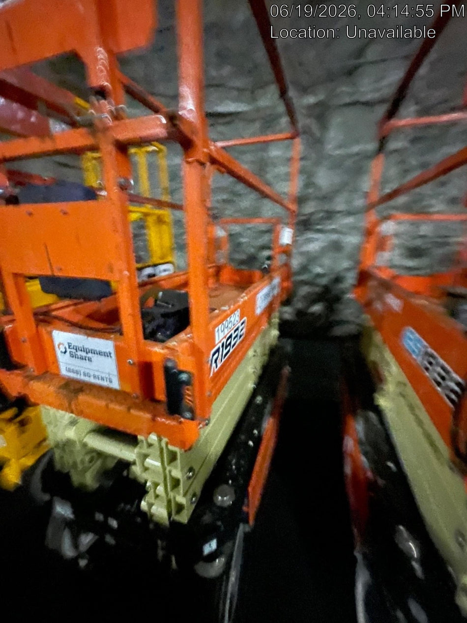 2022 JLG ES1932