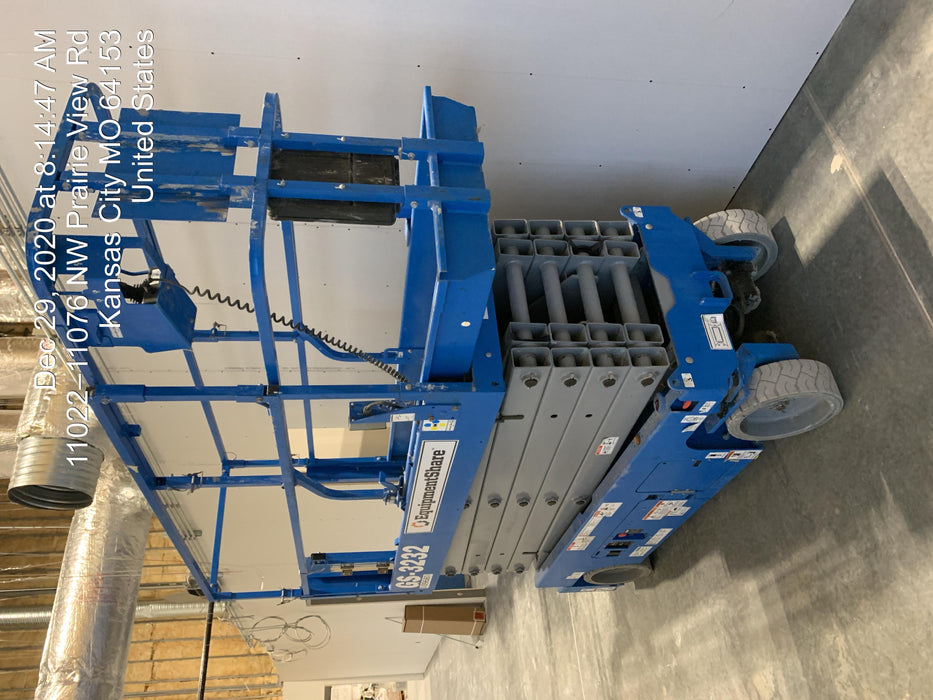 2020 Genie GS-3232 Standard, Folding half height swing gate