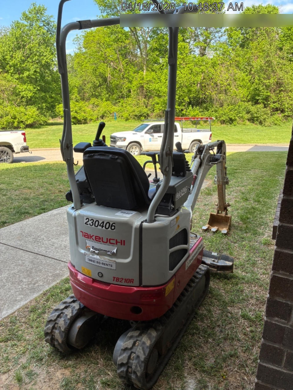 2022 TAKEUCHI TB210R