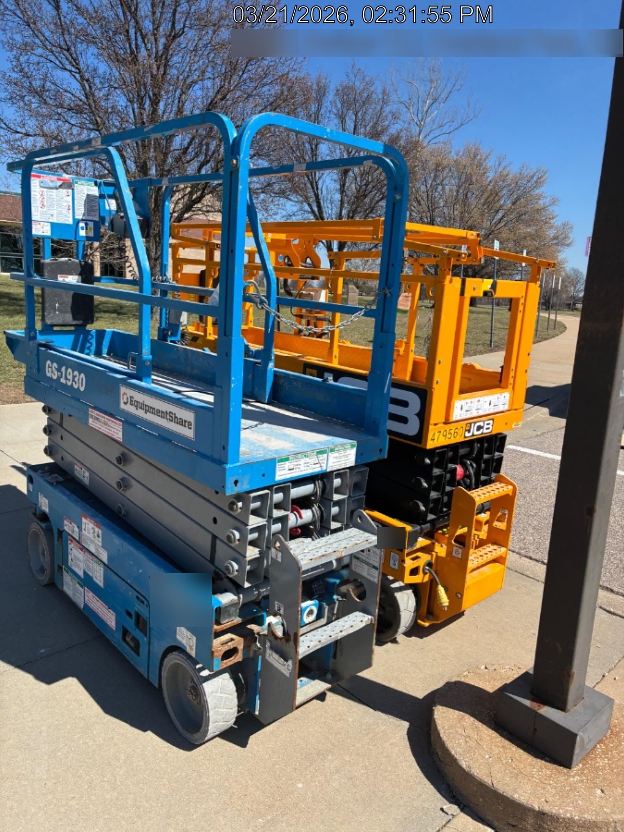 2019 Genie GS-1930 Fixed rails with chain Entry