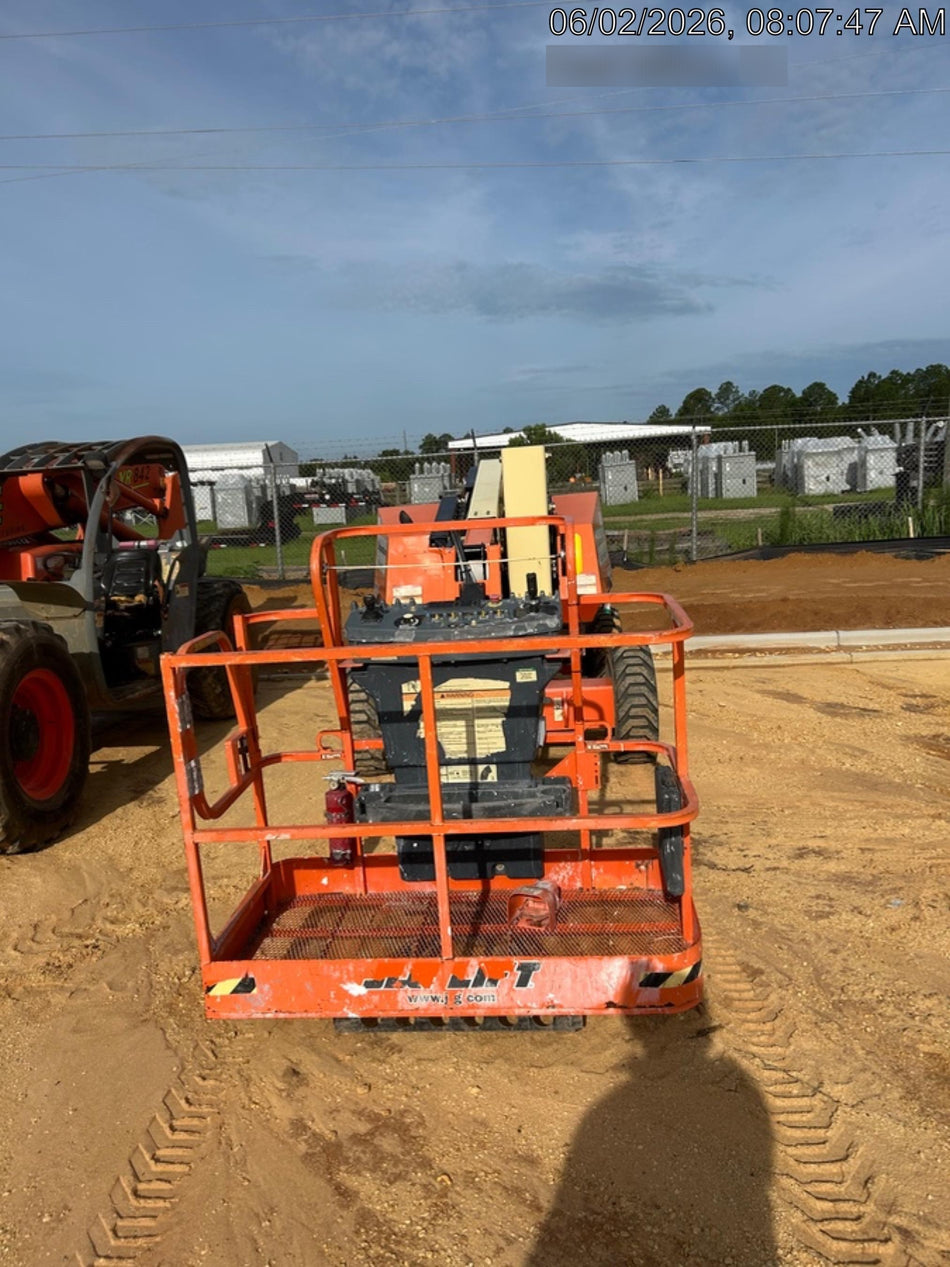2021 JLG 340AJ