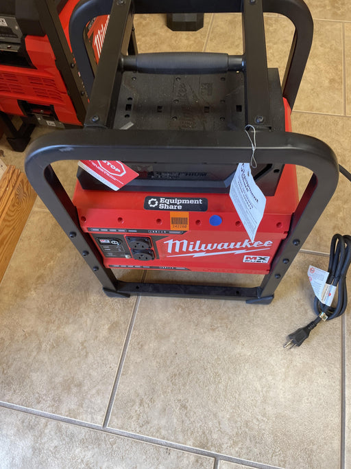 2022 MILWAUKEE MXF002-2XC