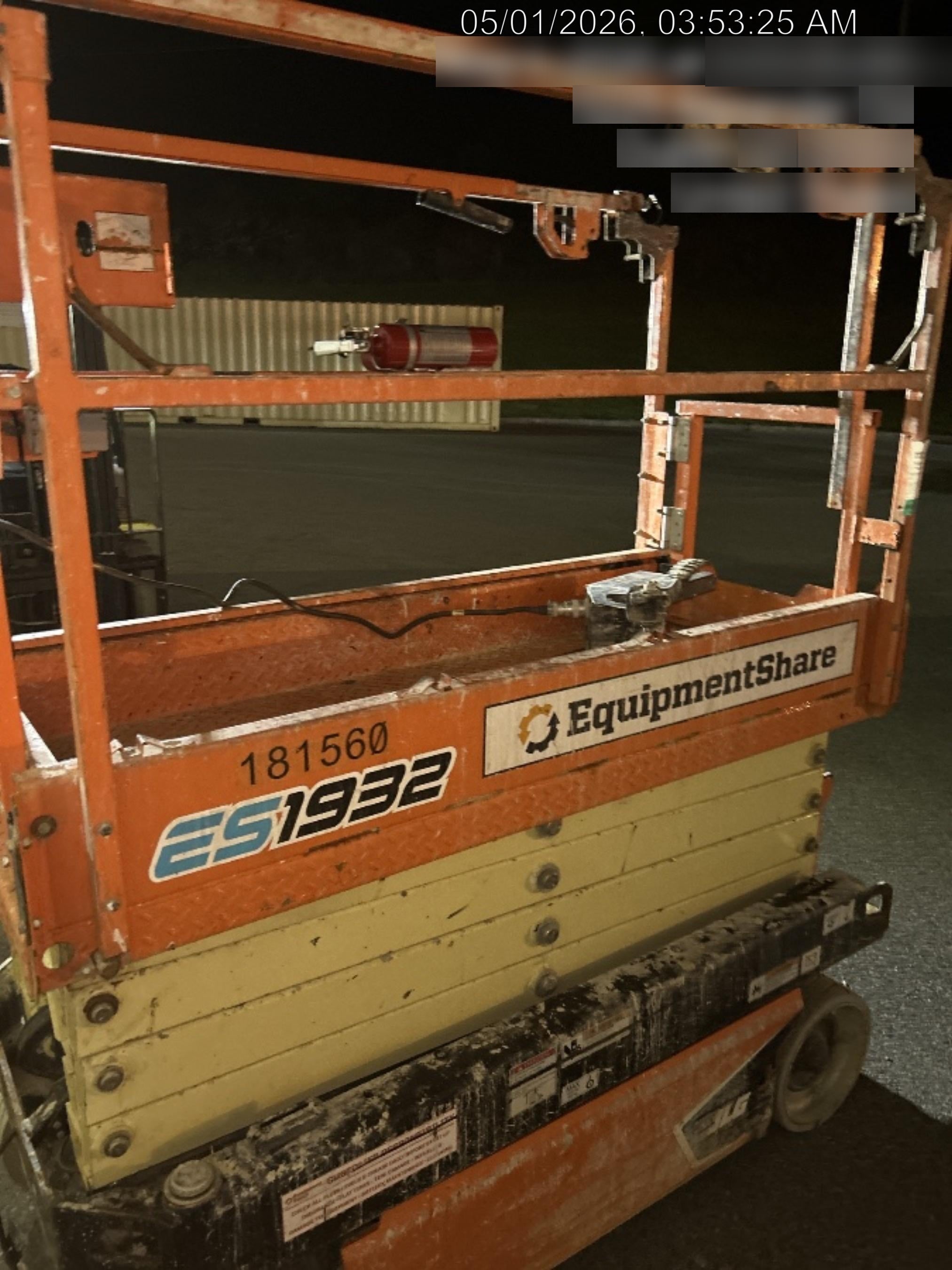 2021 JLG ES1932