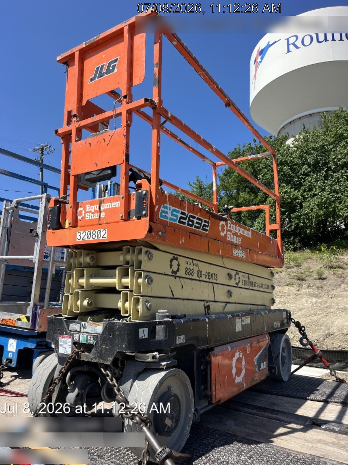2023 JLG ES2632
