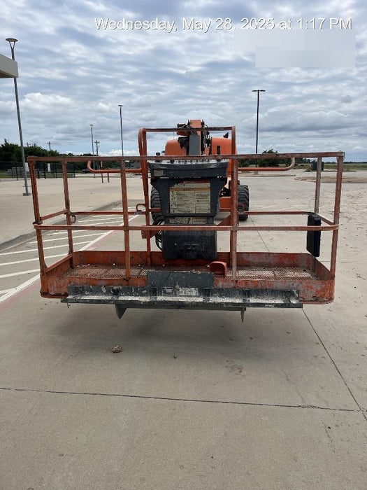 2018 JLG 660SJ