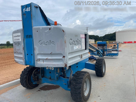 2017 GENIE S-45