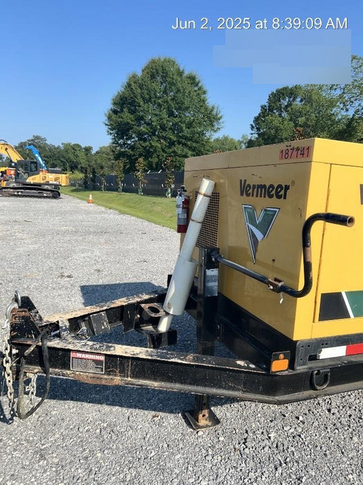 2021 Vac-Tron LP573XDT T4 Koehler Diesel Engine, 500 Gallon Debris Tank, x2 100 Gallon Water Tanks