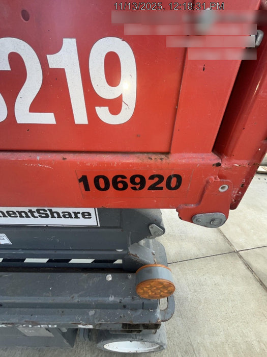 2020 Skyjack SJIII-3219 Solid NM Tires, Half height spring hinged entry gate, Dual Beacons, 800W Inverter