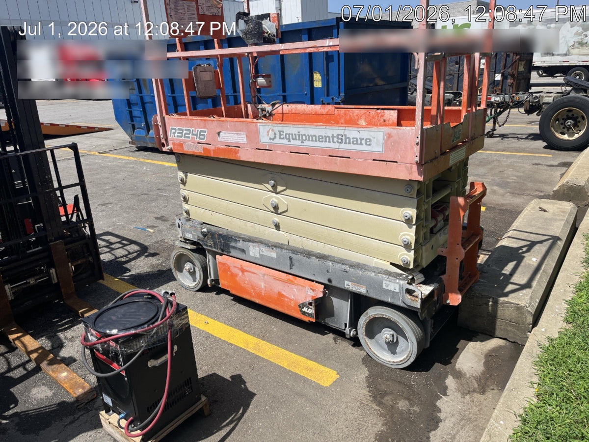 2022 JLG R3246