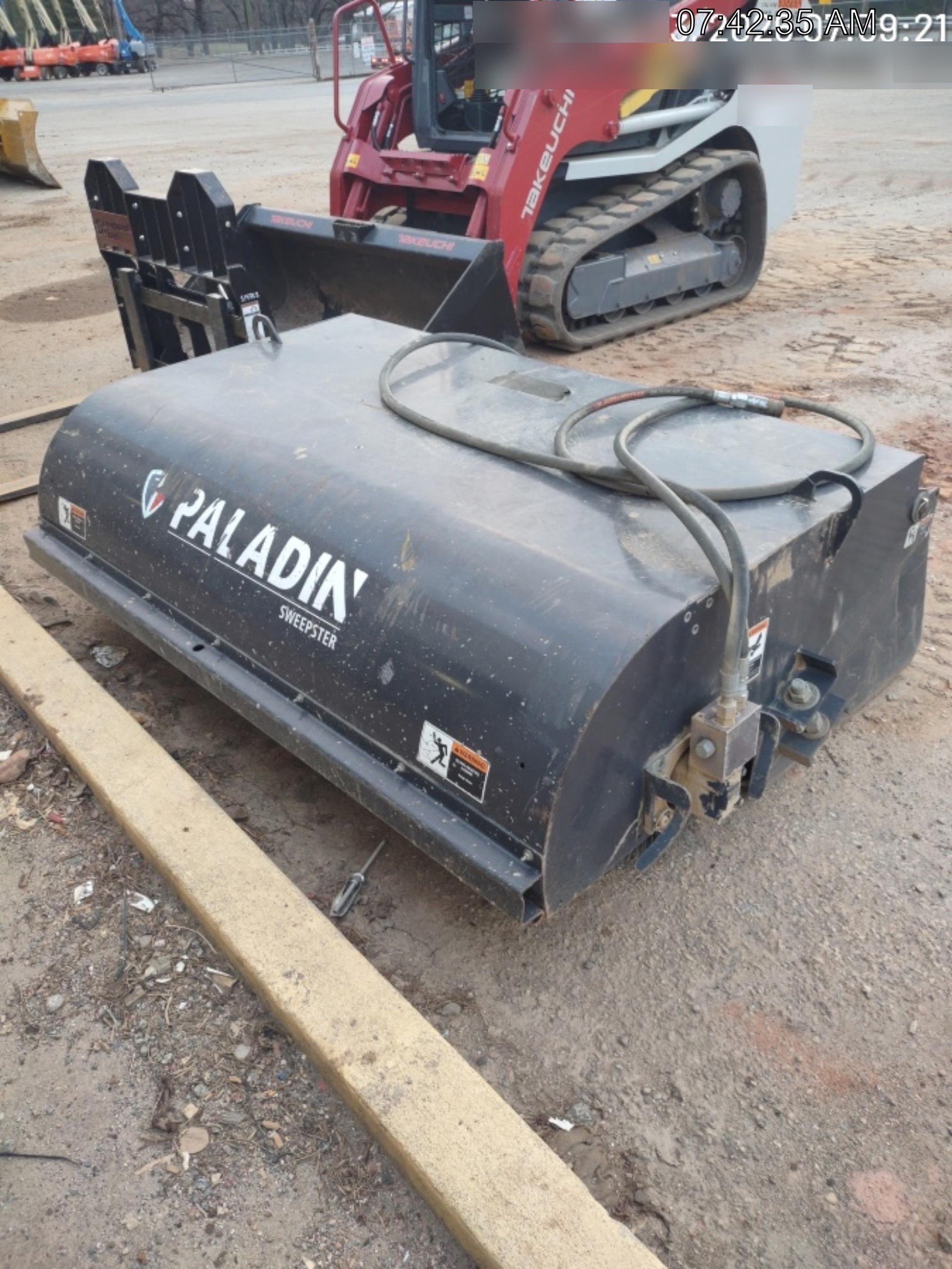 2021 PALADIN Sweepster SB72