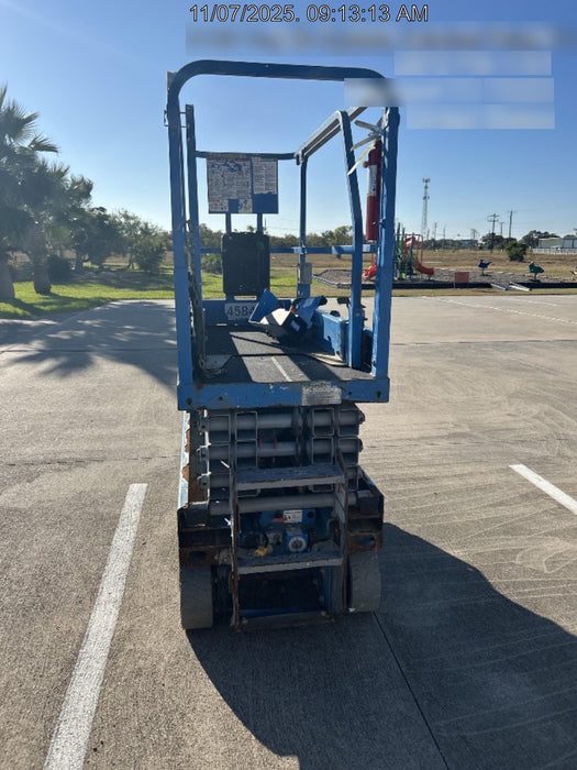 2019 Genie GS-1930 Fixed rails with chain Entry