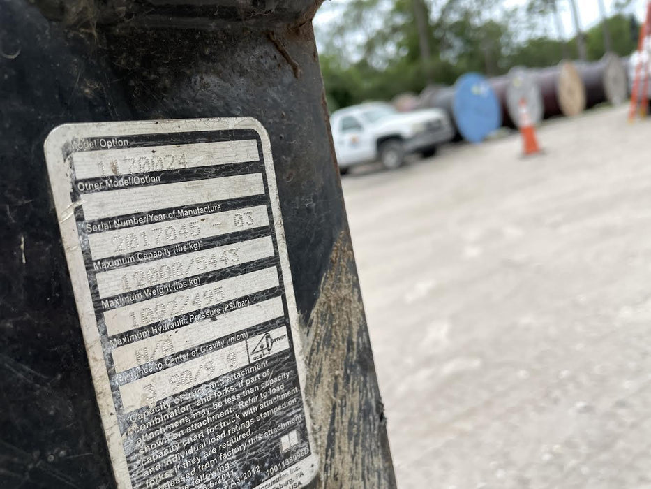 2017 Skytrak 6042 42' REACH, PALLET FORKS, 6k, FOAM FILLED TIRES