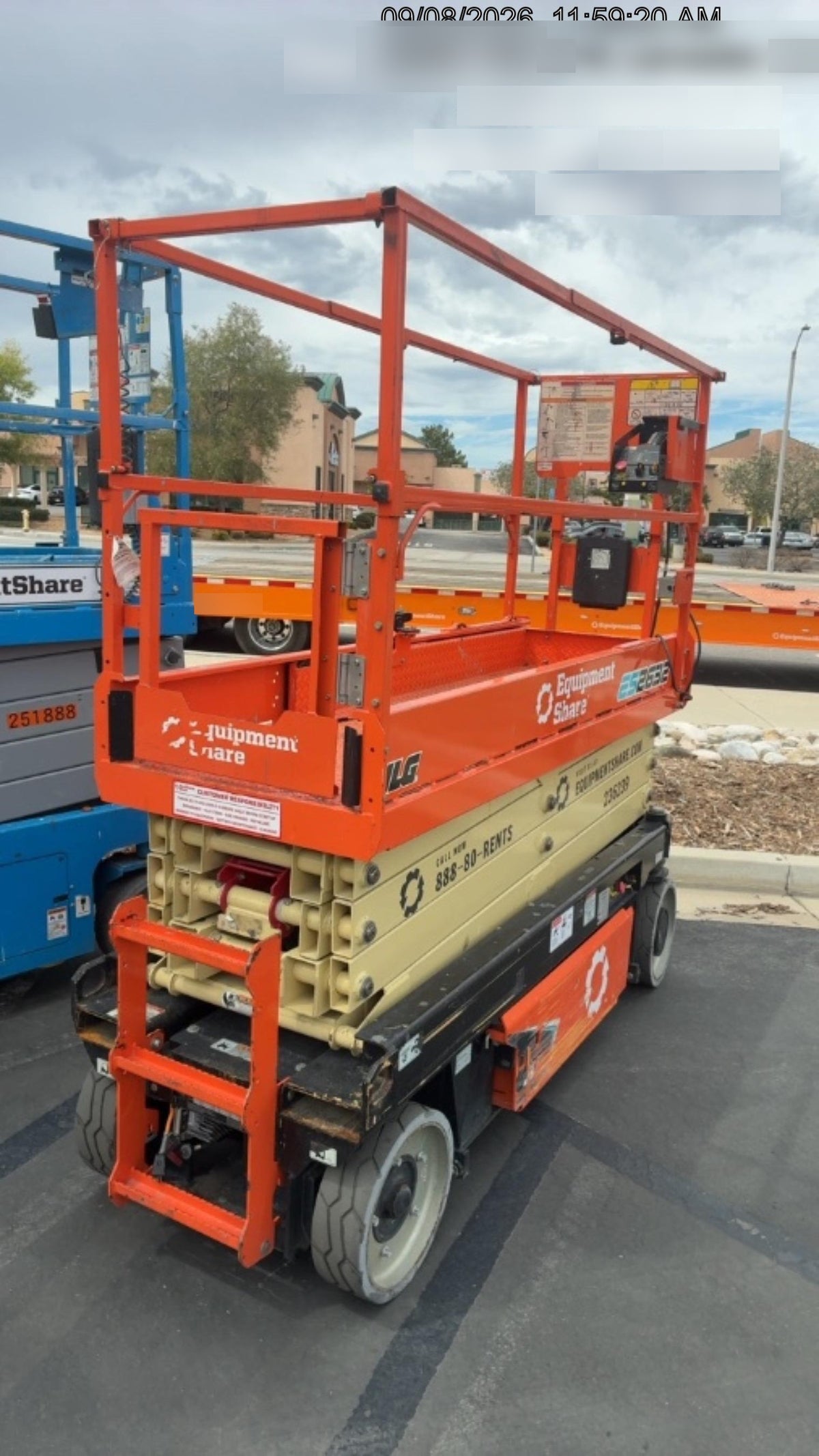 2022 JLG ES2632