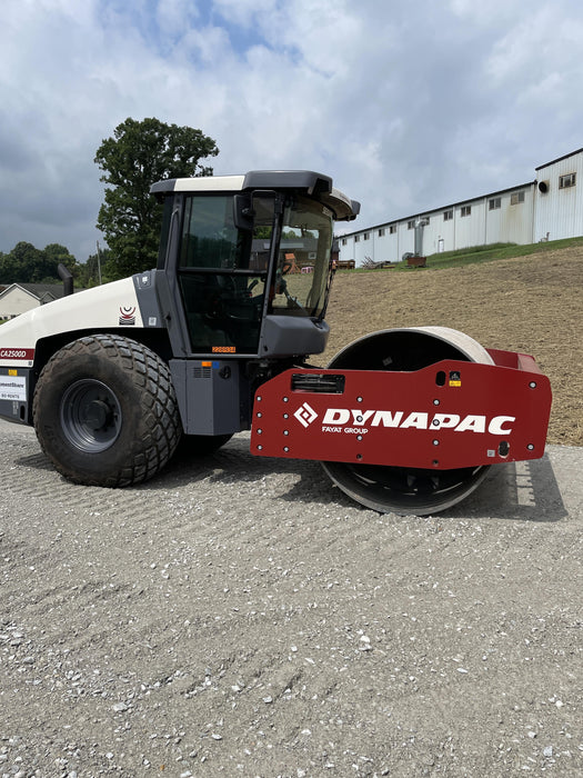 2022 DYNAPAC CA2500D