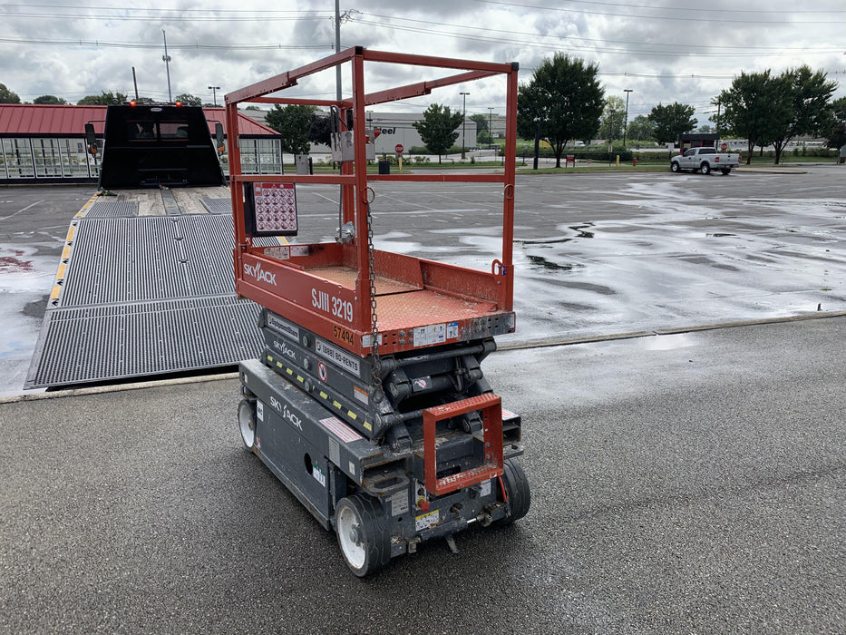 2017 Skyjack SJIII-3219 Standard Rental Specs