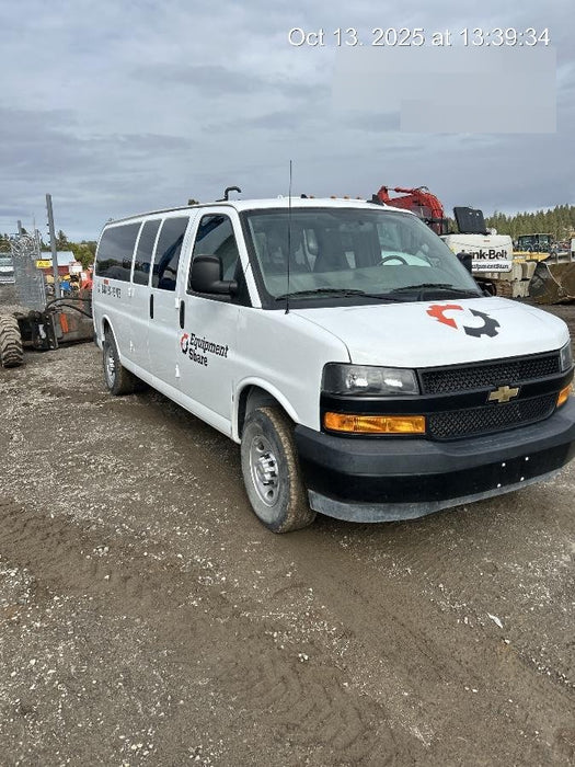 2023 CHEVROLET Express Van - Rental