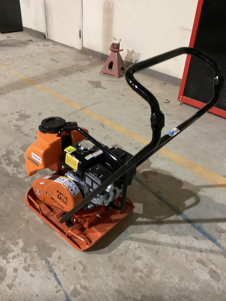 2023 Multiquip MVH158 Honda GX200, 17" Plate, Gas