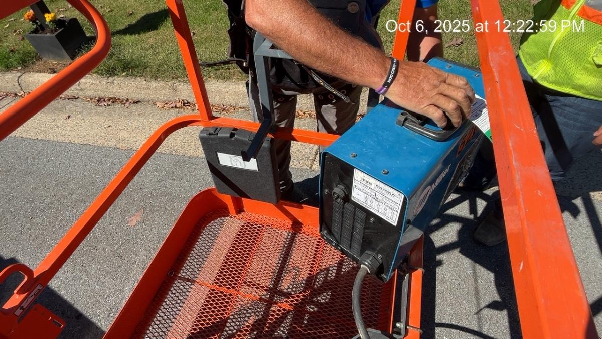 2025 MILLER ELECTRIC CST-282