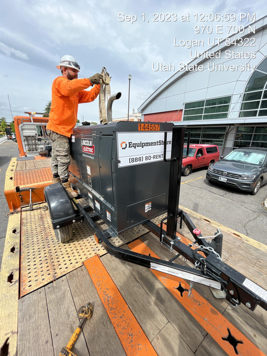 2021 Lincoln Electric Dual Maverick 200/200X Ready Pak 3 (includes trailer, cable rack, fender light kit)