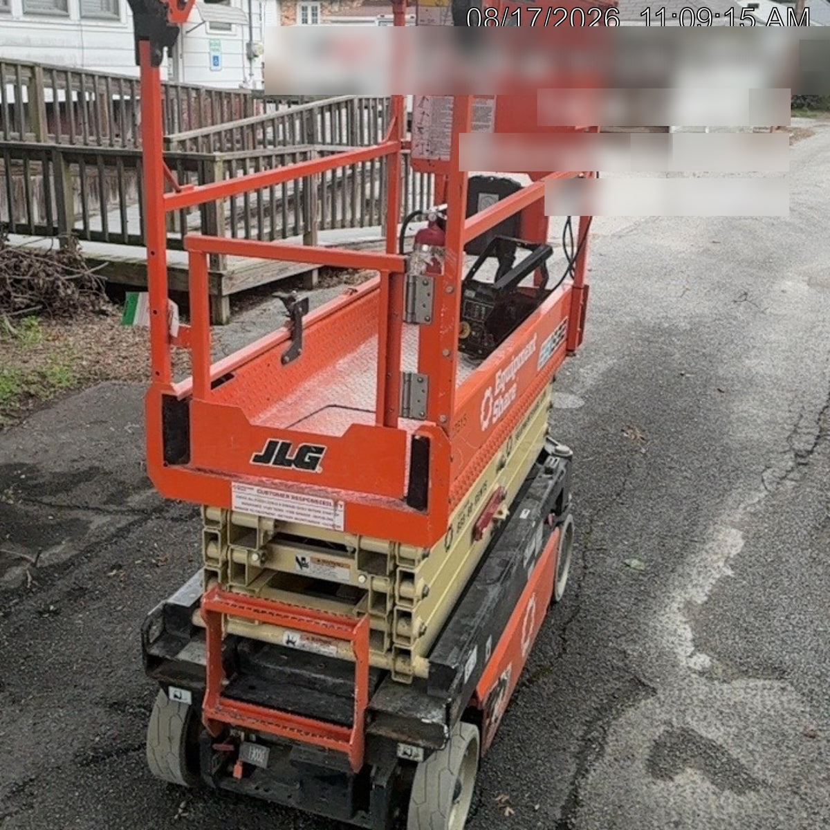 2023 JLG ES1932