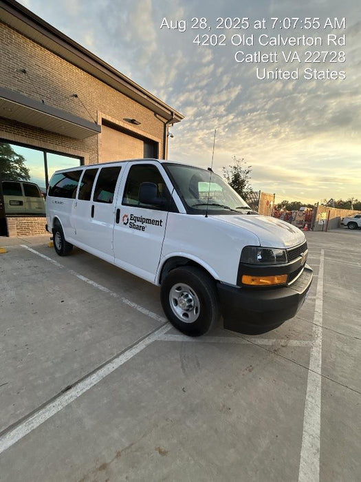 2025 CHEVROLET Express Van - Rental