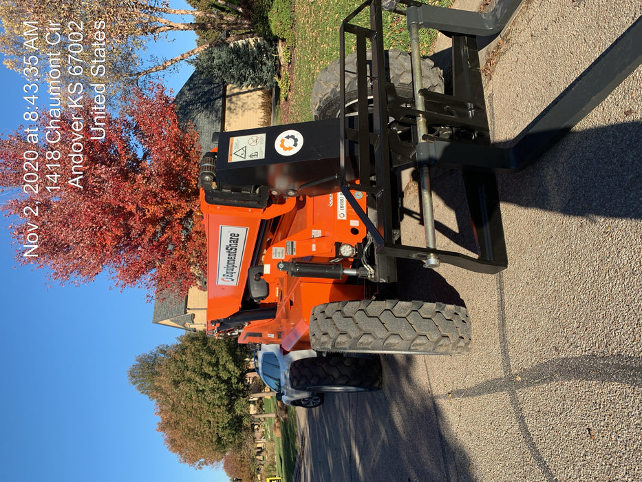 2020 Skytrak 8042 74 Hp, FF Tires, Work Lights, Beacon, Aux Hydraulics, Back up Alarm, Lifting Eye, ES Decals