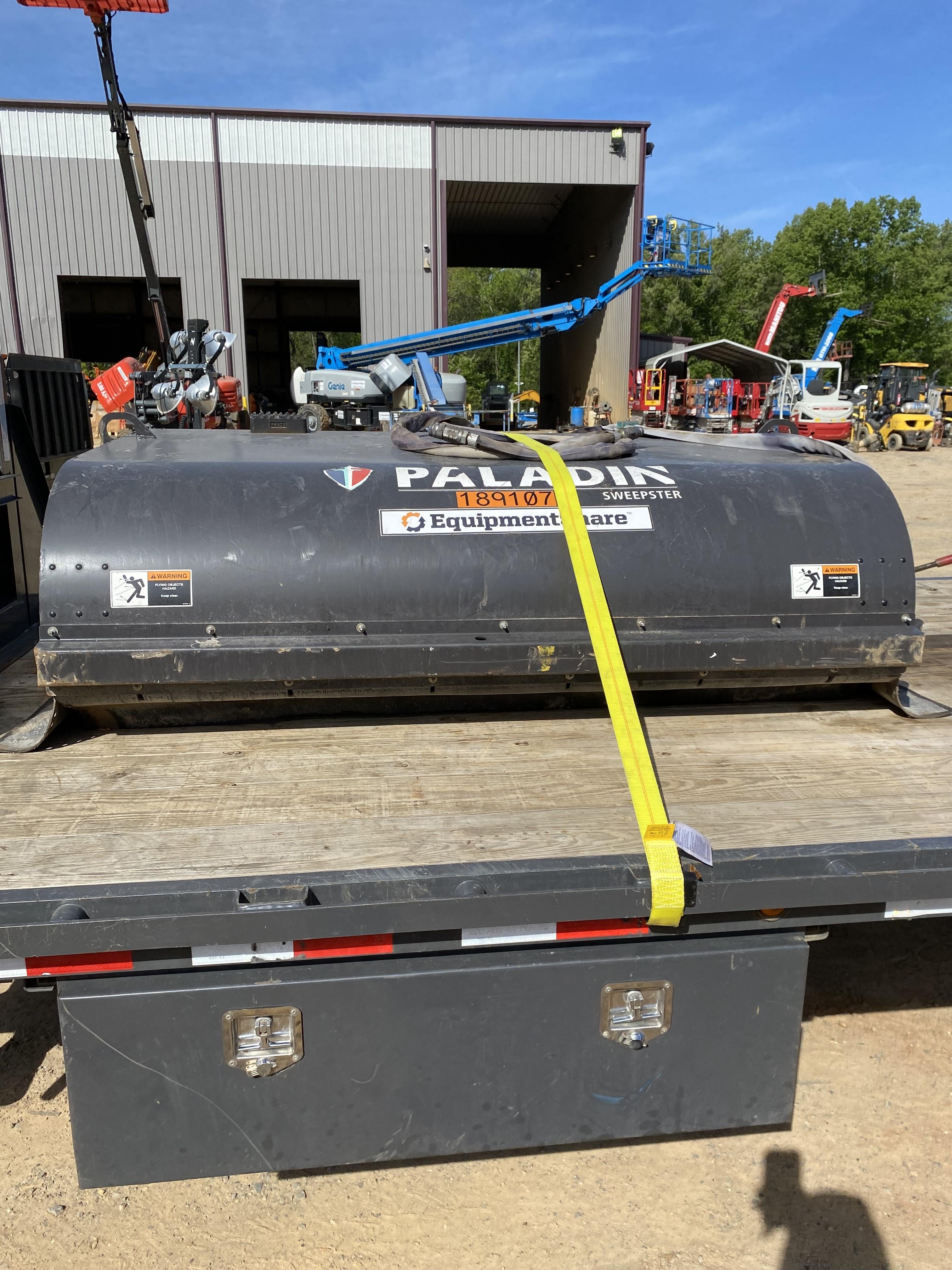 2021 PALADIN Sweepster SB72
