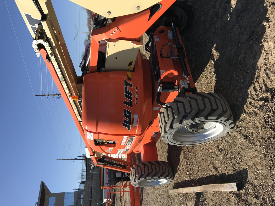 2019 JLG 600AJ