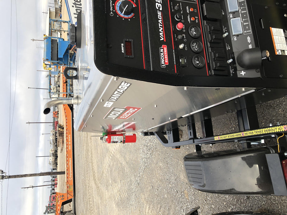 2019 Lincoln Electric Vantage 322 Welder Ready-Pak 3, Two wheel trailer, Fender and Light kit, Cable Rack