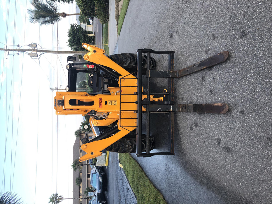2020 JCB 510-56 Canopy, Solid Tires, Work Lights, Beacon, Aux Hydraulics, Back up Alarm, Lifting Eye, ES Decals