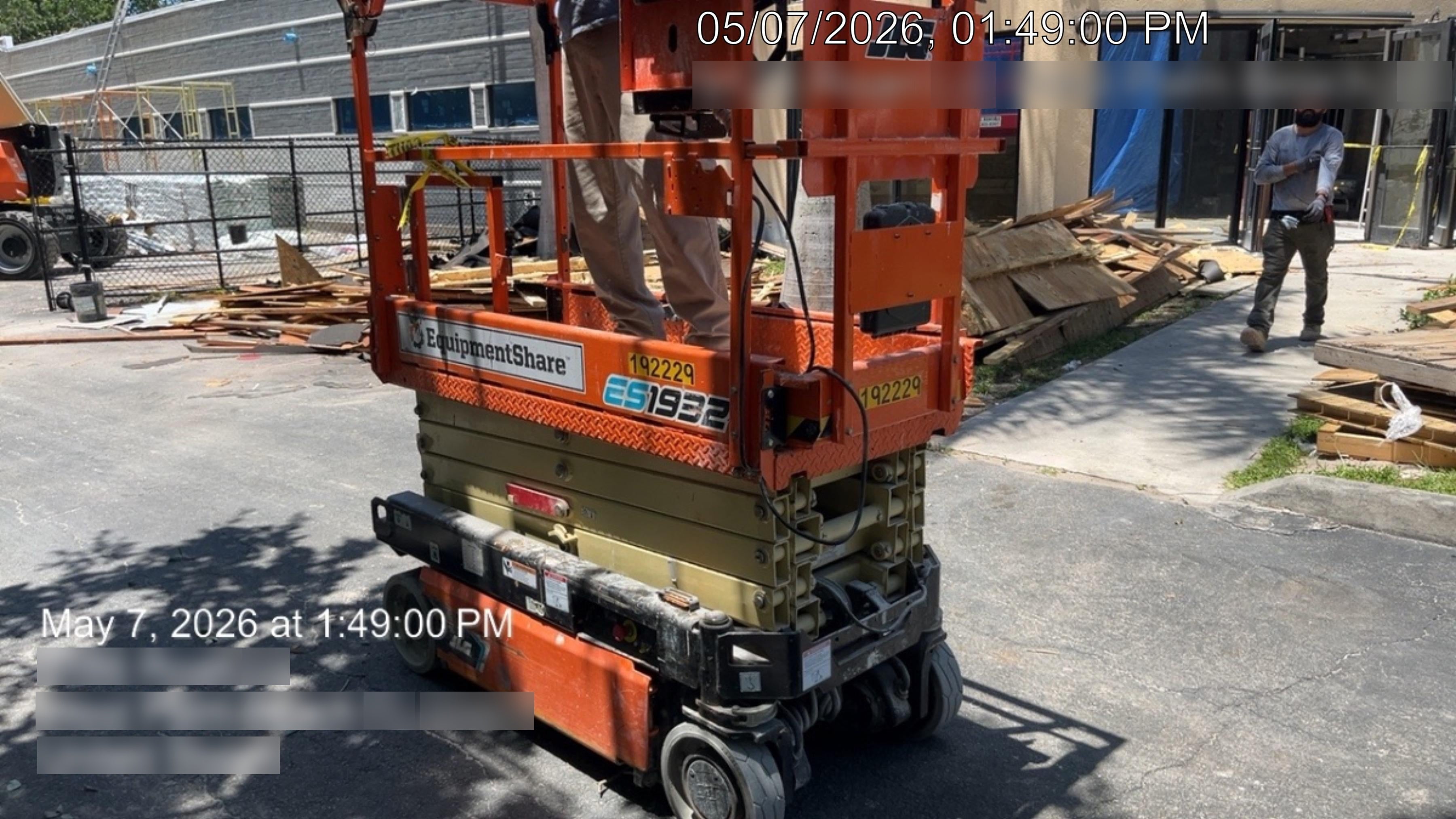2021 JLG ES1932