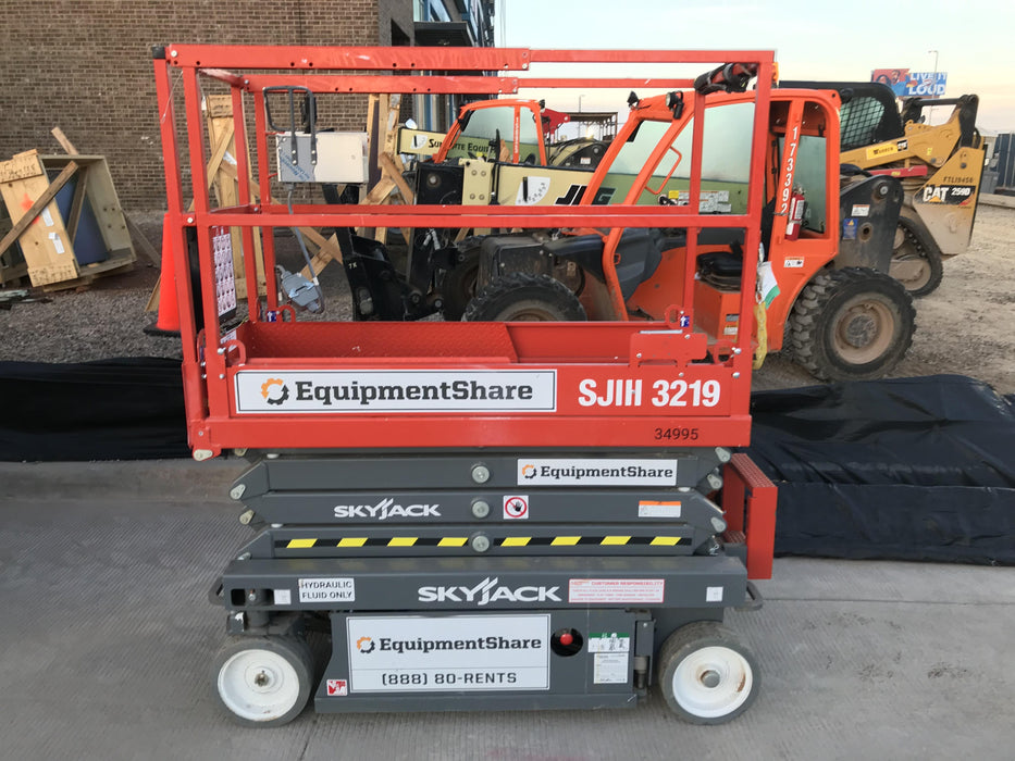 2019 Skyjack SJIII-3219 Standard Options, Trojan Batteries